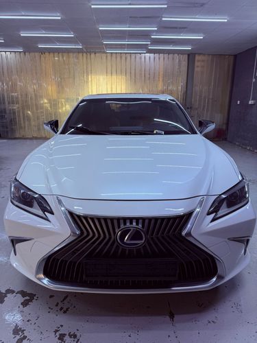ES300h